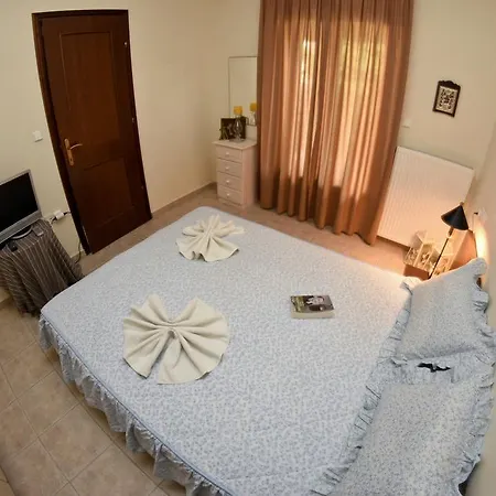 Near Paradise * Koropi